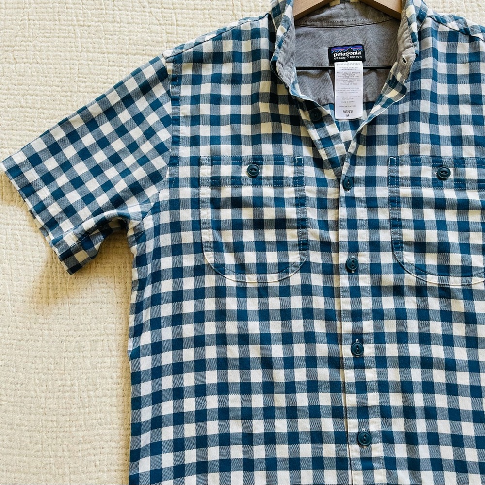Patagonia Organic Cotton Men’s Button-up Shortsleeved Shirt Medium (M)